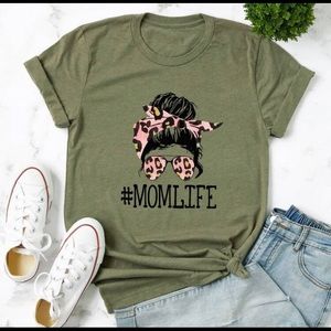 Mom Life T-shirt